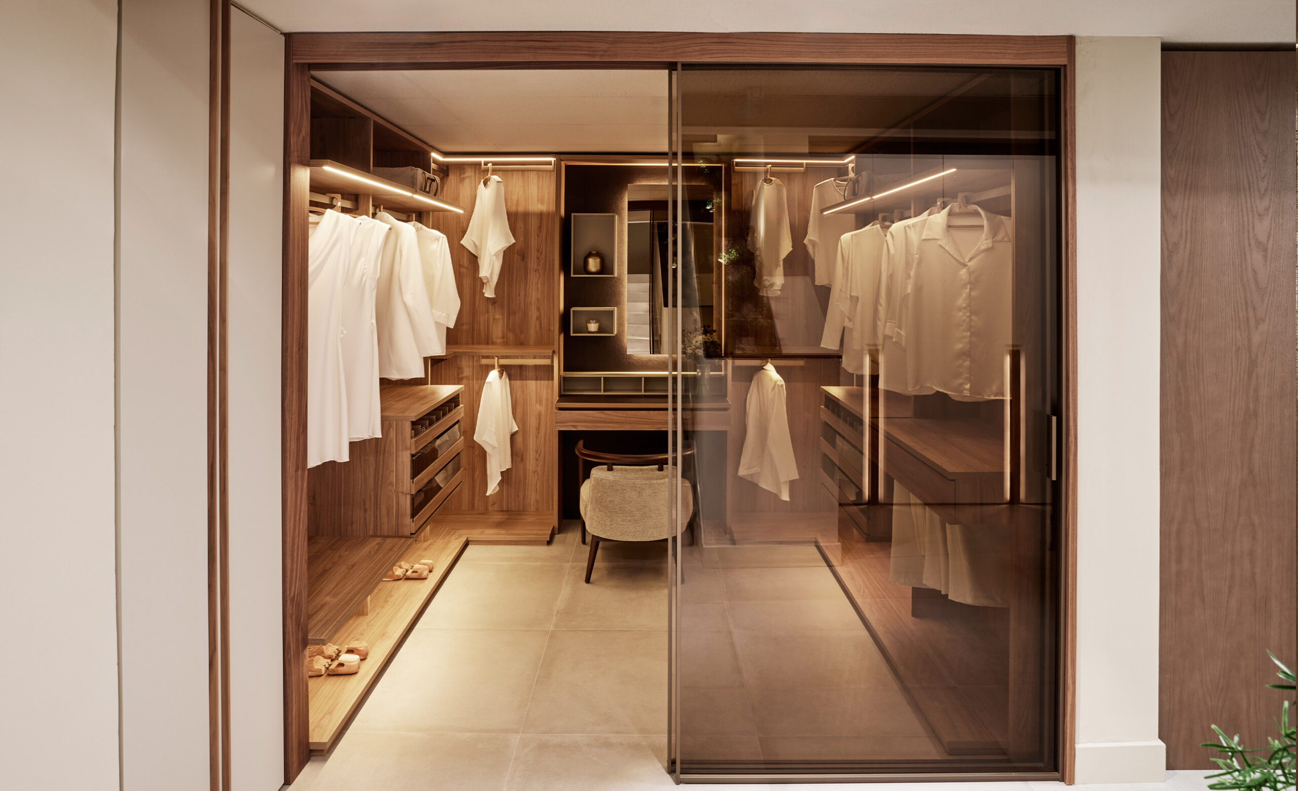 Armários exclusivos y closets de luxo em Las Palmas | Uecko